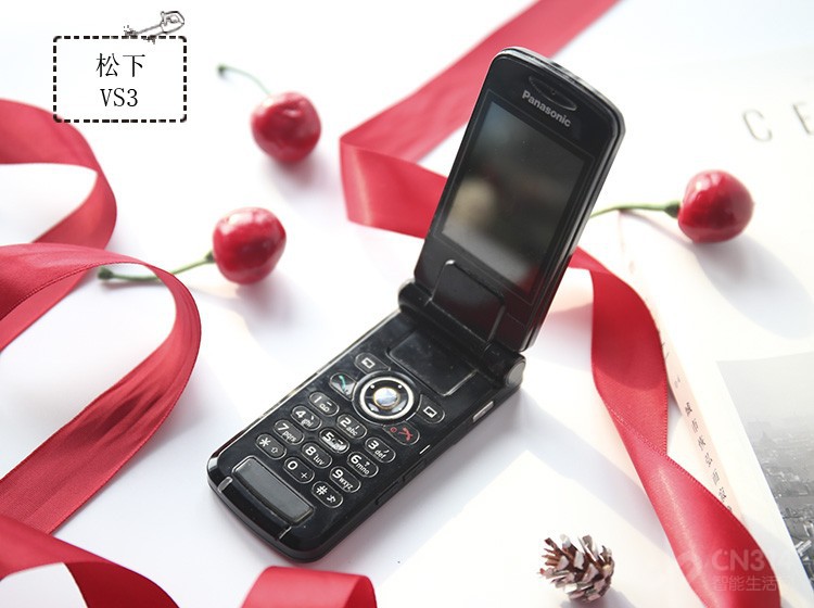 motorazr四代,motorazr2019翻盖折叠屏