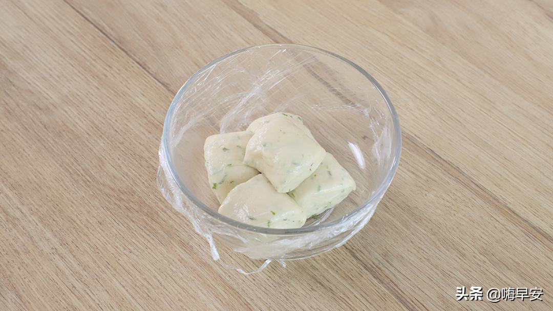 能用米粉做的简单辅食,一勺米粉能做什么辅食