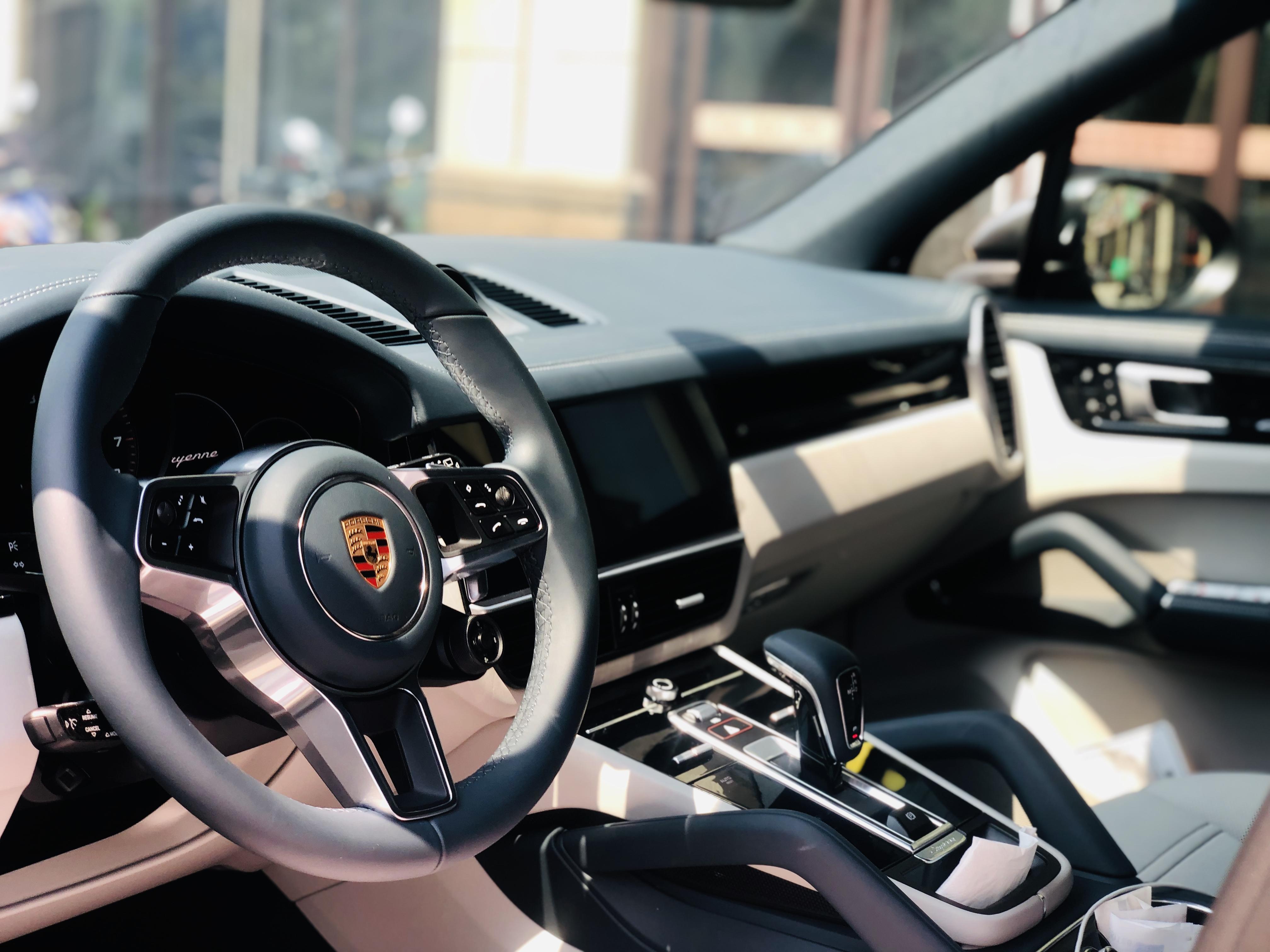 保时捷卡宴轮胎轮毂升级,保时捷卡宴改装迈斯盾轮毂