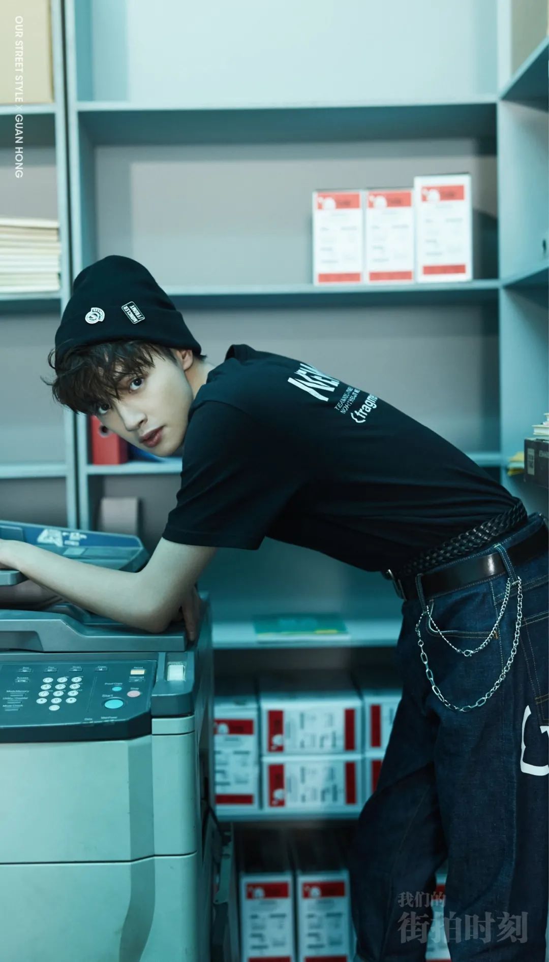 moncler羽绒服国外代言明星,moncler一件羽绒服可以穿几年