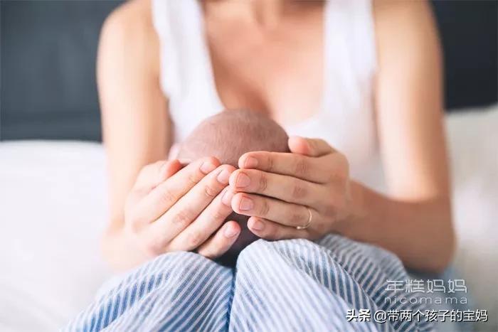 宝宝不小心磕到头怎么办动画,宝宝不小心摔倒磕到前面头部