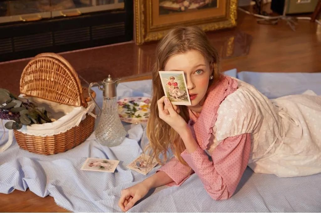 我已经在看夏装了！第一件小短袖从里面挑