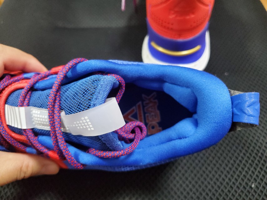 路威态极闪现测评,匹克态极闪现路威测评