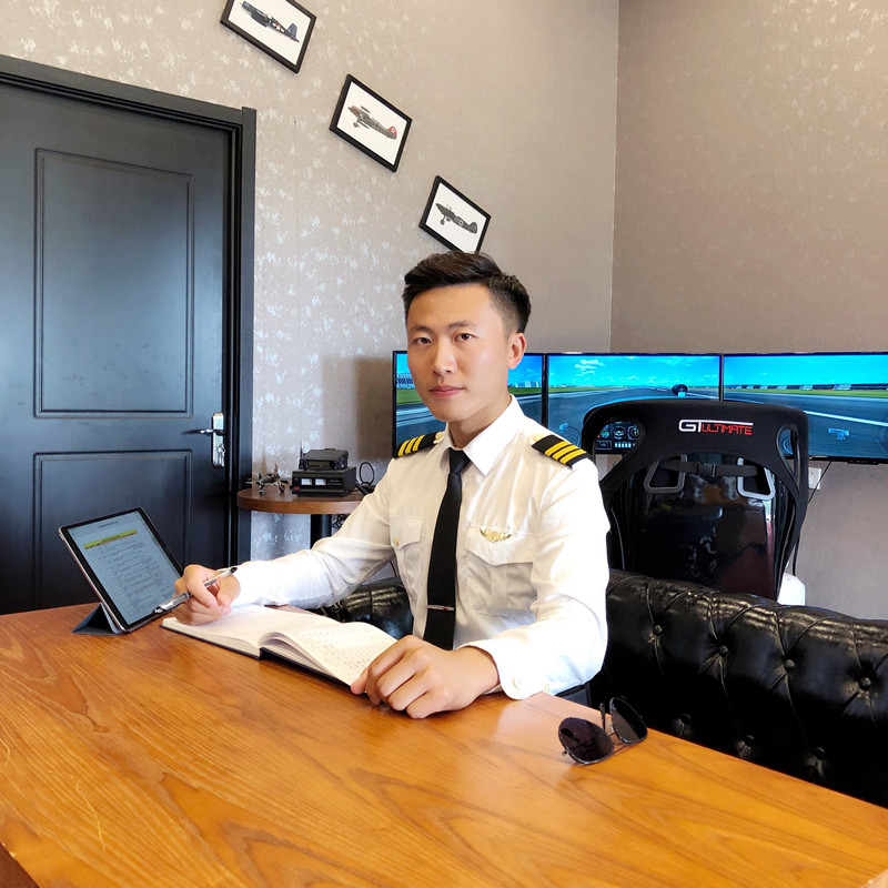 七夕情人热吻60秒，免费让TA获取空中体验开飞机十分钟资格