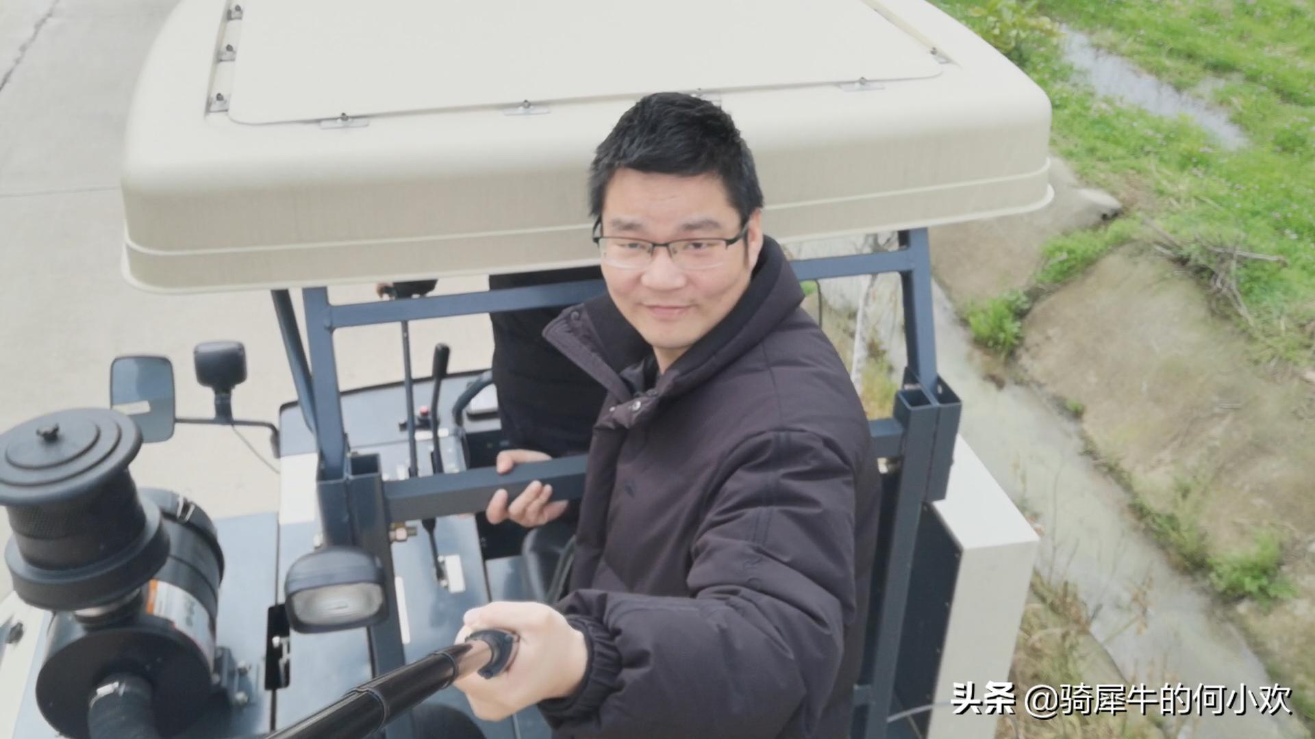 最先进的大马力旋耕机,履带式旋耕机1000匹马力