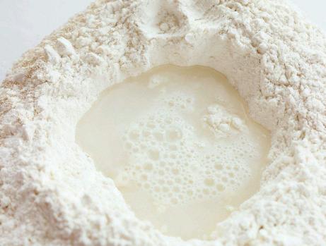 怎样用酵母粉蒸馒头好吃又松软,蒸馒头酵母粉教程全过程