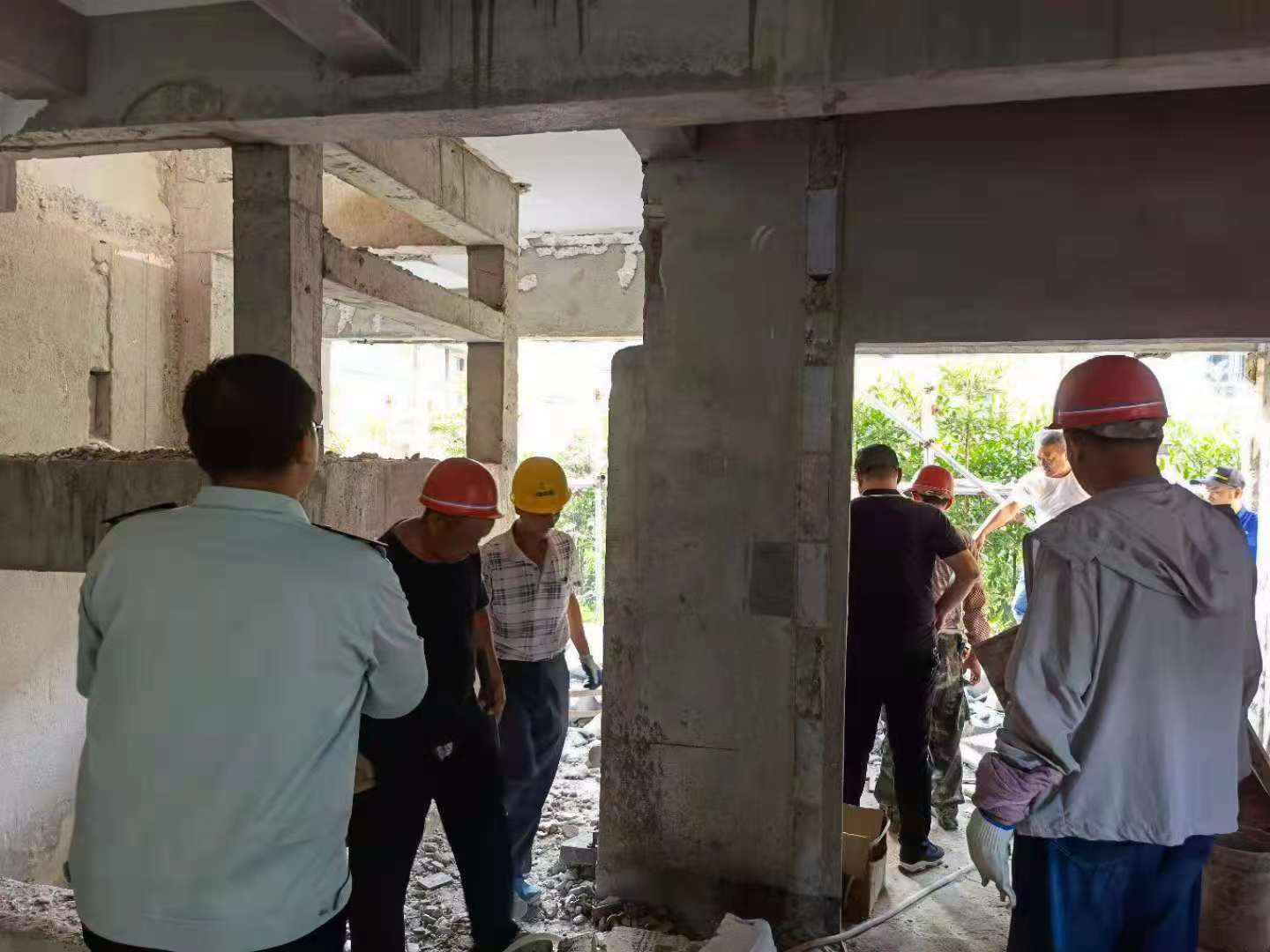 业主把自己家的燃气管道拆掉了,拆除违建遇到燃气管道怎么办