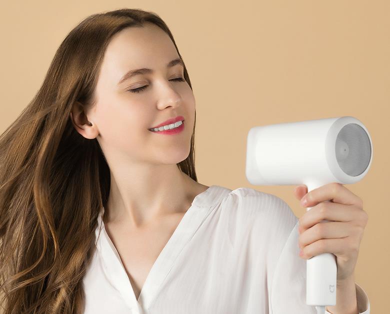 怎么让细软的头发不那么贴头皮,拯救头发细软贴头皮的方法