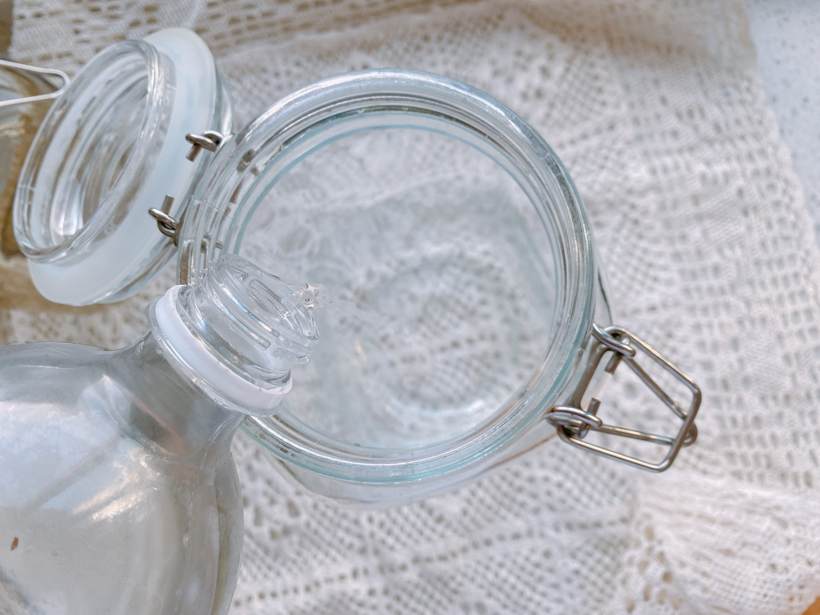 青梅酒用浓香还是酱香好喝,青梅酒最好选什么白酒