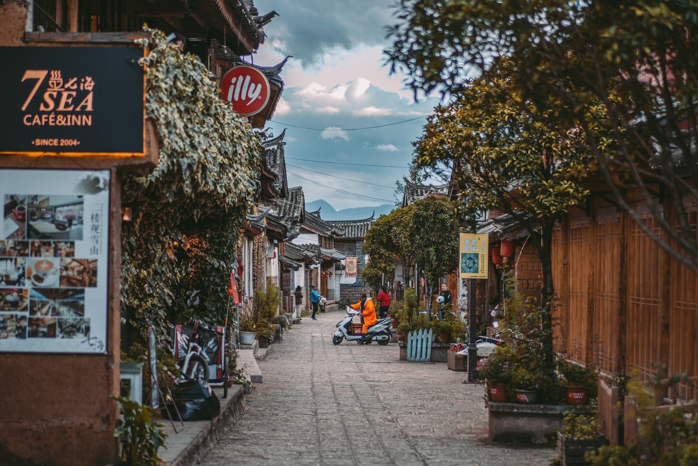 自驾云南滇藏,自驾滇西北旅游