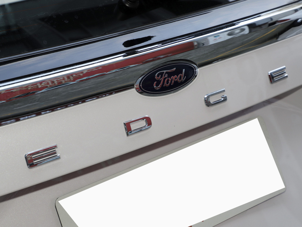 沃尔沃xc60和福特锐界plus哪个好,福特锐界plus2021和昂科威plus