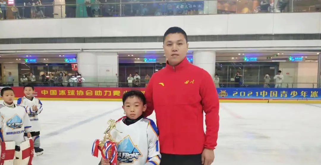 四川冰球比赛,中国青少年冰球联赛川渝赛区