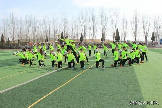 中牟县新圃街小学足球文化节2018,郑州市中牟县新圃街小学足球队