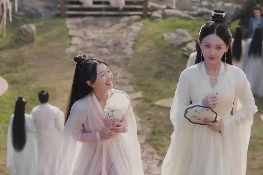 周冬雨千古玦尘影评,千古玦尘周冬雨绝美镜头