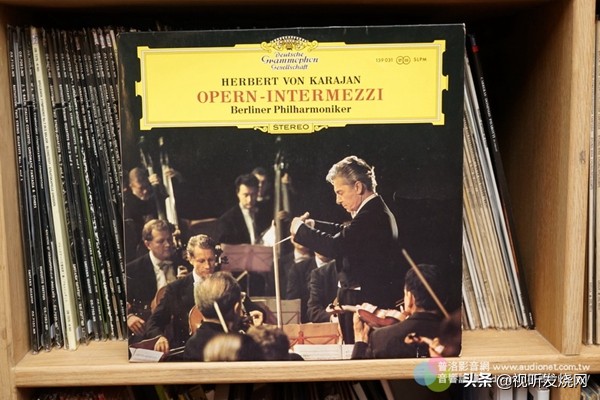 用buy两种方法造句,用buy造句有三单形式