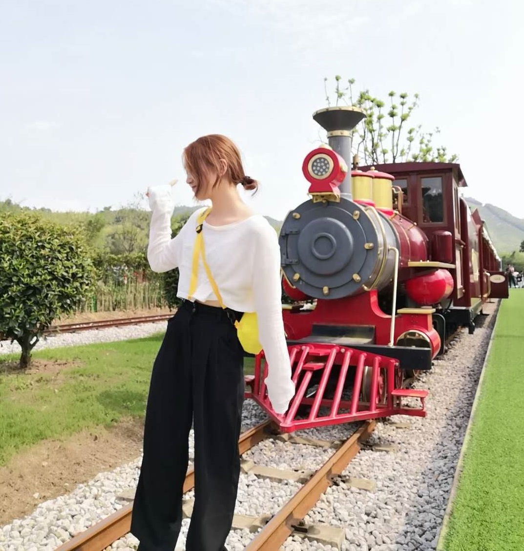 好看又实用的帆布包推荐,旅行必备的斜挎包推荐