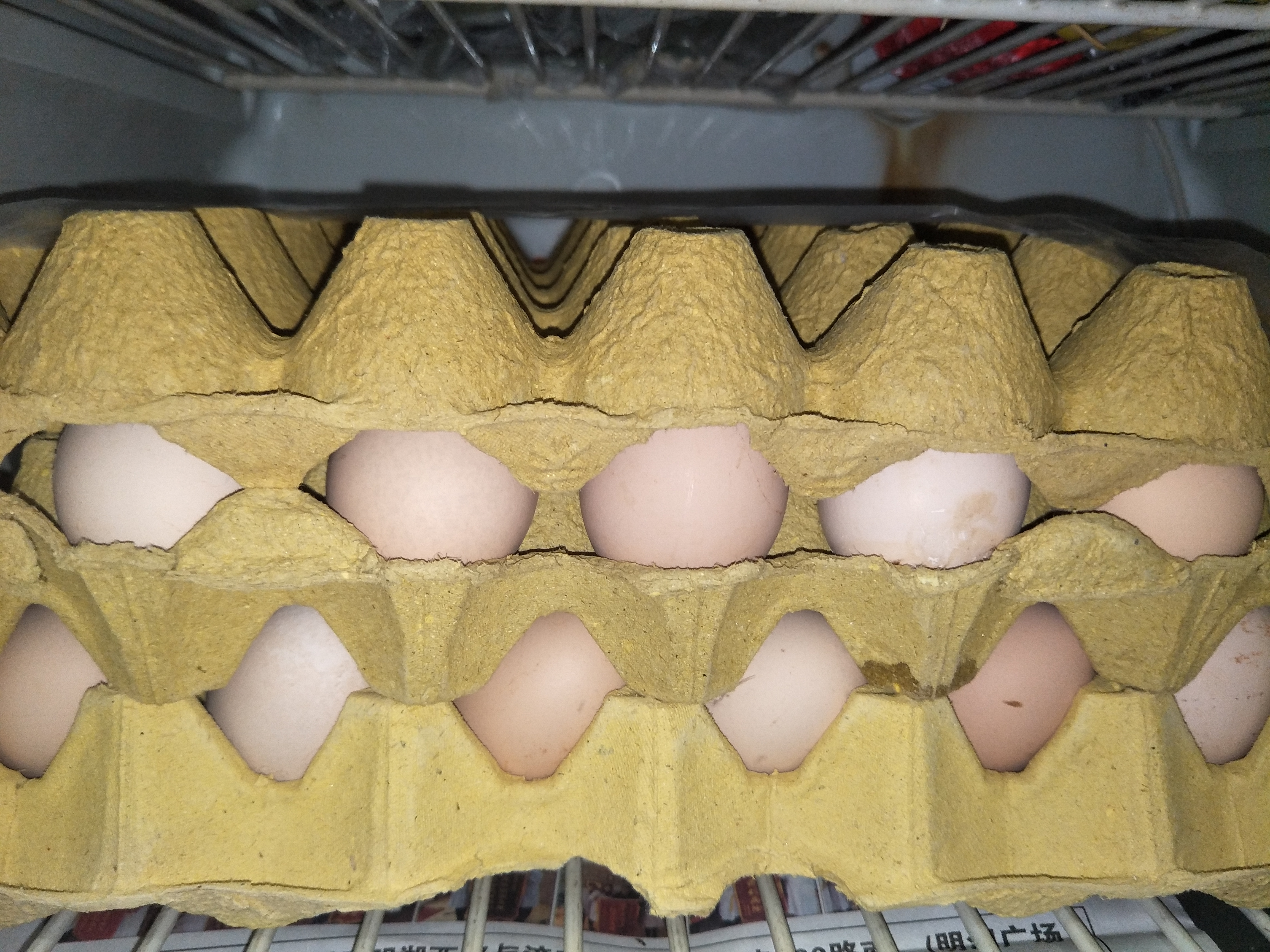 保存鸡蛋是大头朝上还是小头朝上,公鸡蛋如何保存不变质