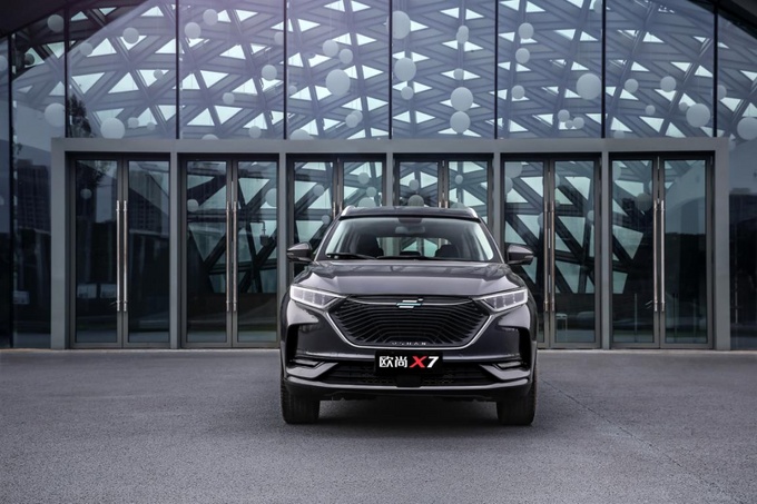 长安欧尚x7为什么比合资贵 (长安欧尚x7各价位区别)