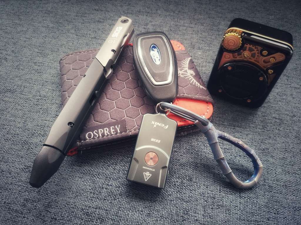 小包包里装些什么,小包包里适合放什么东西