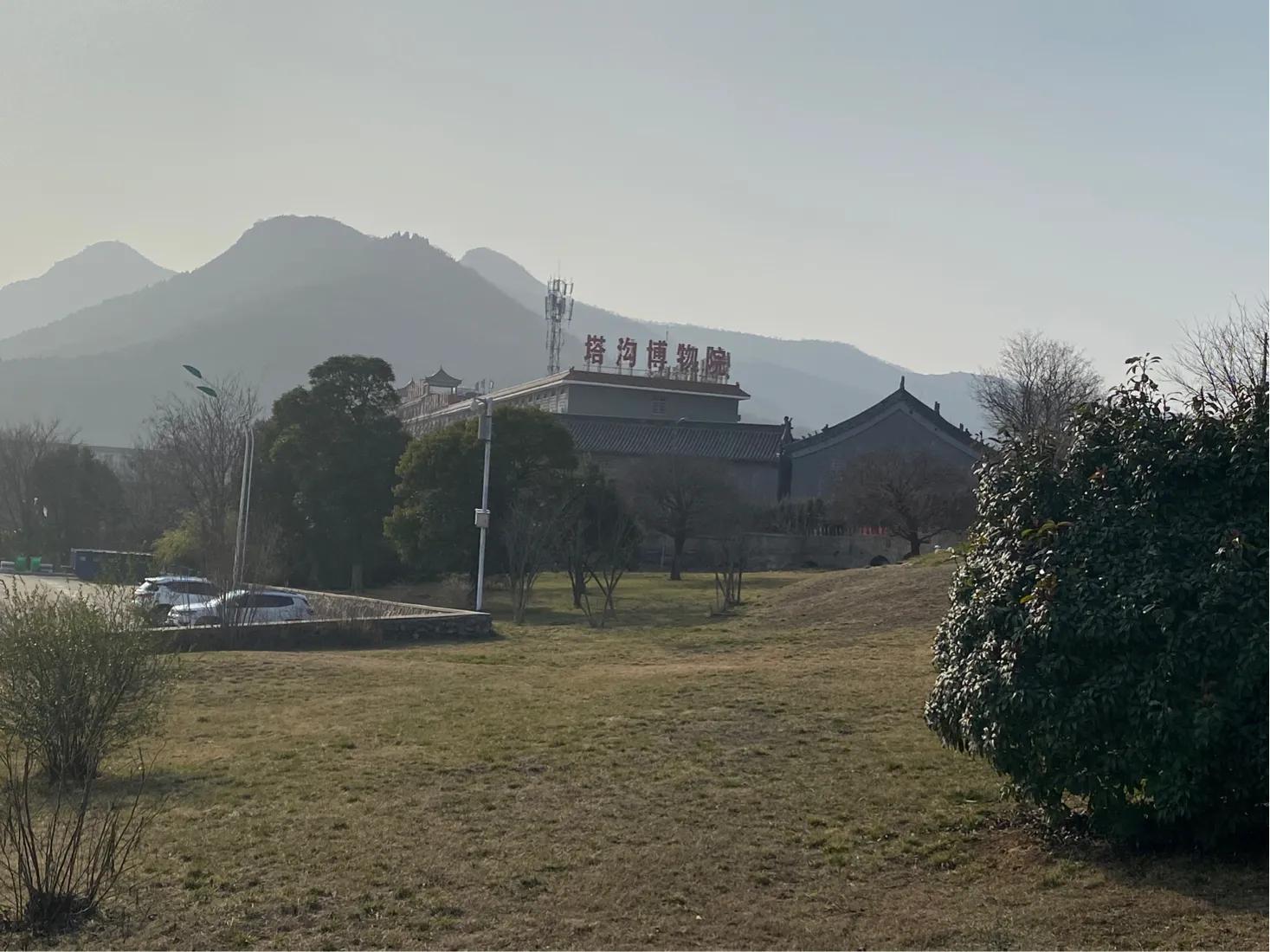 塔沟武校博物院演武场,塔沟武校与塔沟博物院是一家吗