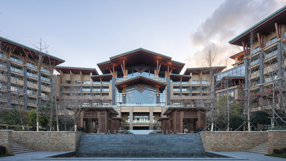 大理希尔顿双人298团购价格,大理希尔顿酒店欢乐时光