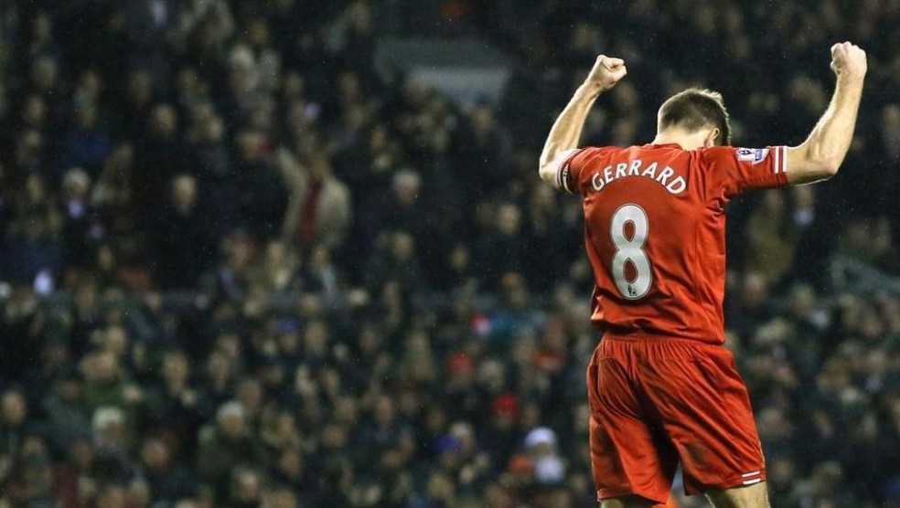 实况足球全神兽阵容,实况足球最强三前锋阵容