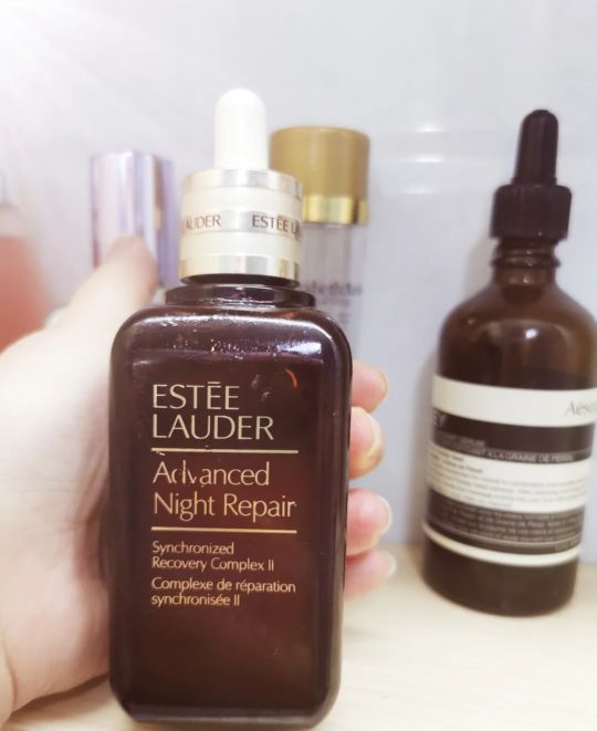 干皮暗沉用什么精华好,40岁干皮用什么精华