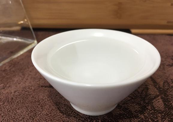 吃麻辣火锅喝哪种饮料最能解辣,吃火锅喝什么饮料解辣最好