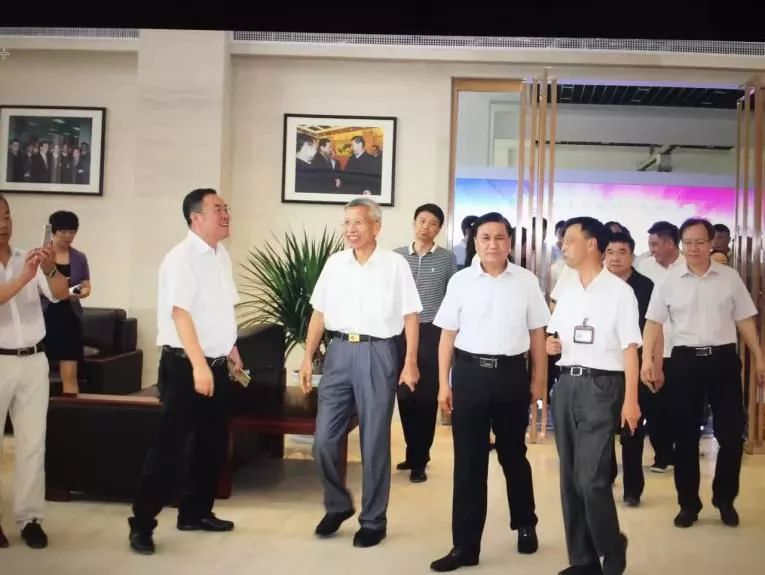 不忘初心砥砺前行庆祝党成立100年,不忘初心砥砺前行庆祝一百周年