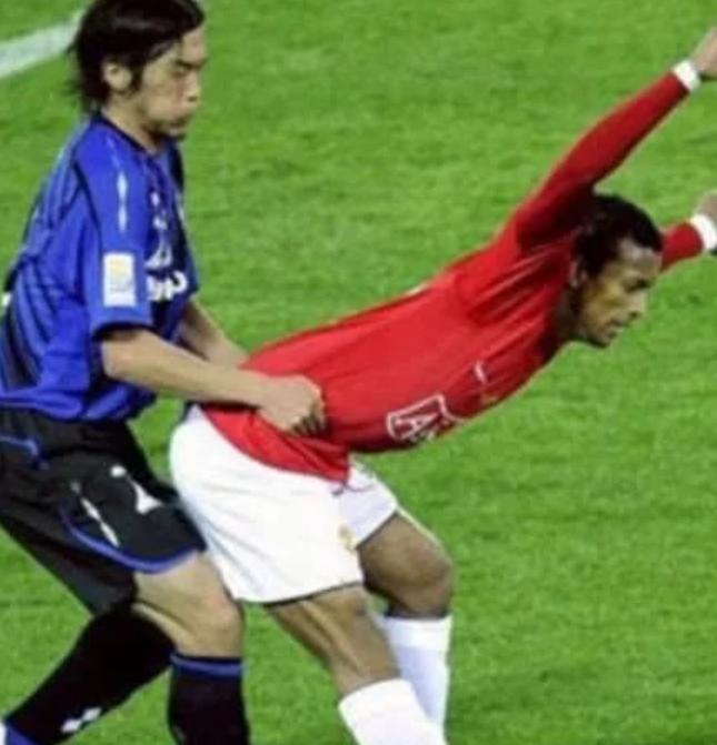 足球场上的十大经典功夫足球,足球技术出神入化