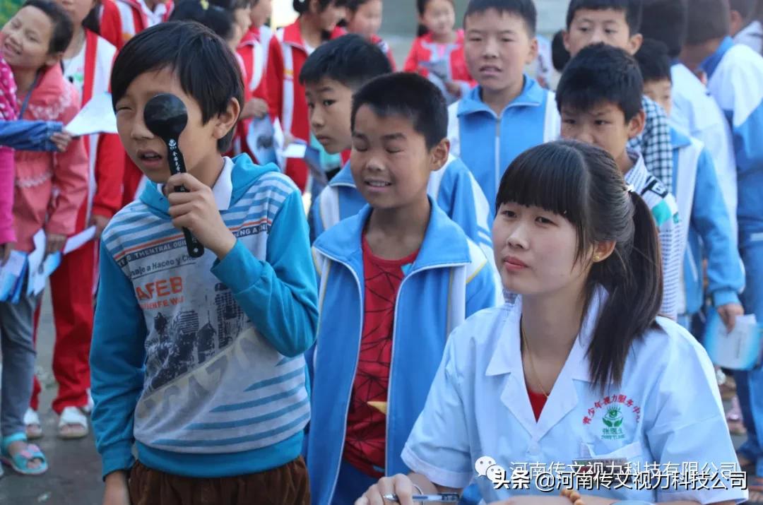 近视眼镜要一直佩戴吗,普通眼镜可以不全天佩戴吗