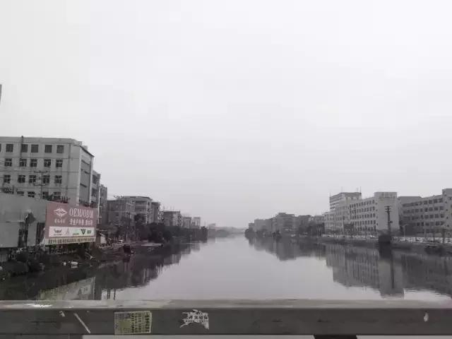 晋江系鞋企大混战,传奇从鼎盛到没落