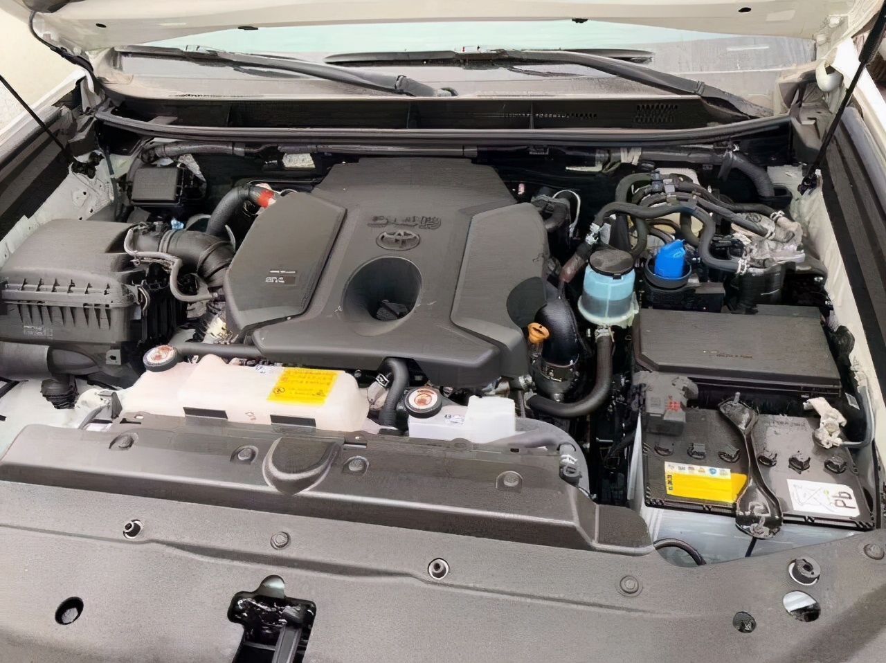 霸道3.0柴油和2.8柴油,柴油途锐和柴油霸道哪个好