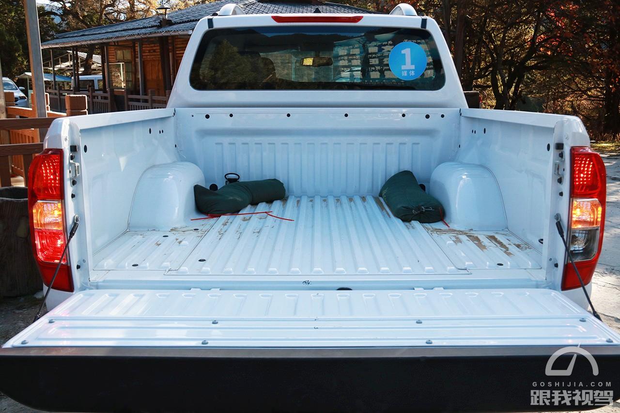 日产纳瓦拉2.5l手动四驱舒适型,2019年日产纳瓦拉试驾视频