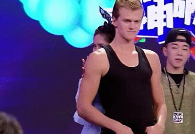 谢娜称二胎后患产后抑郁,谢娜二胎产后复出