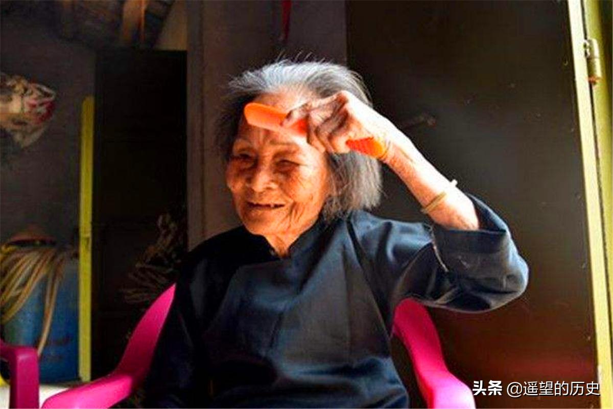 晚不梳头早不说梦是真的吗,老话说早不说梦晚不梳头