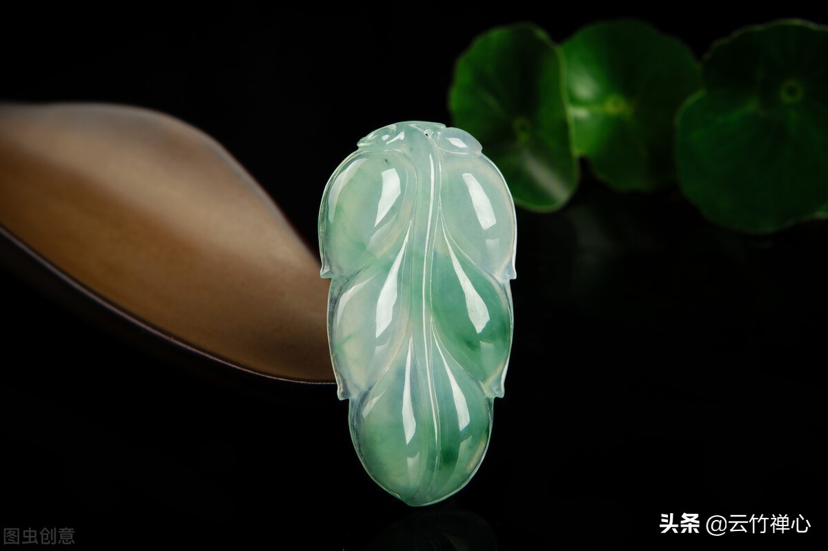 b+c货翡翠鉴别特征,染色翡翠是b货还是c货