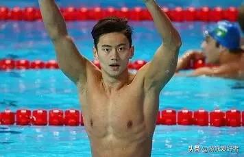 自由泳提高速度训练方法,自由泳怎么提高速度