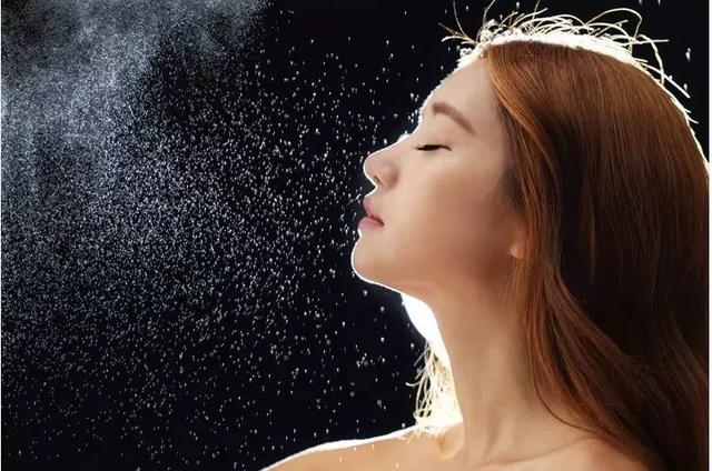 喷保湿喷雾会导致皮肤干吗,保湿喷雾的正确使用方法