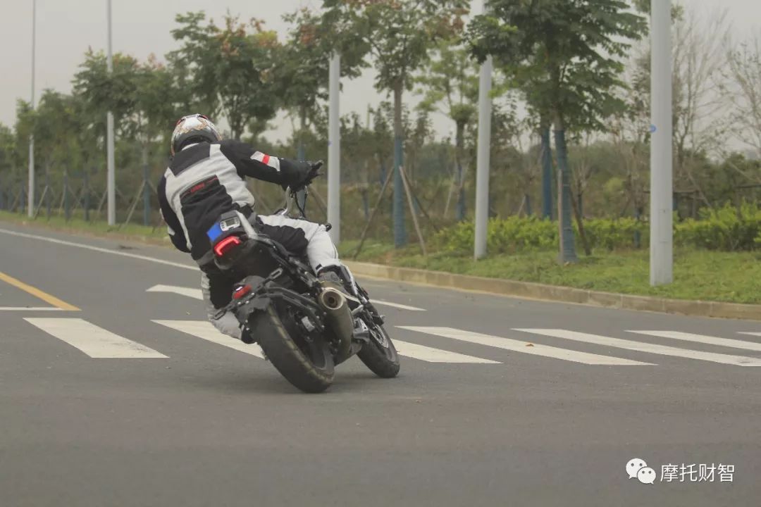 无极300ac最新运动款,无极先锋复古