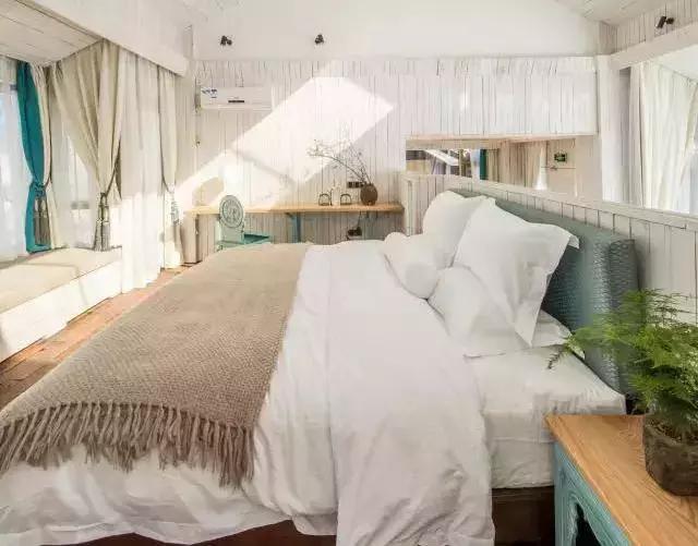 49岁大叔建石头房,50岁大叔花了2800娶个媳妇