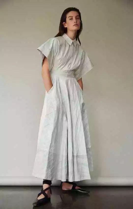 高端服装棉麻风流行趋势,棉麻复古文艺风穿搭会显老吗