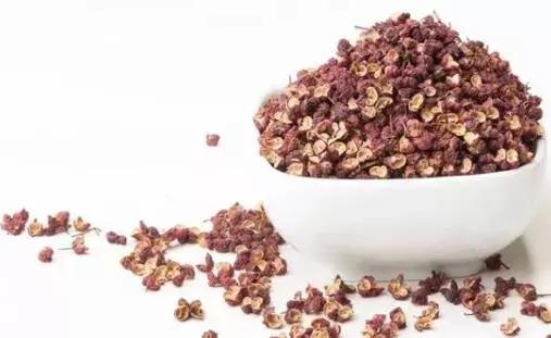 冬天泡热水澡去寒吗,冬天泡热水澡除湿气吗