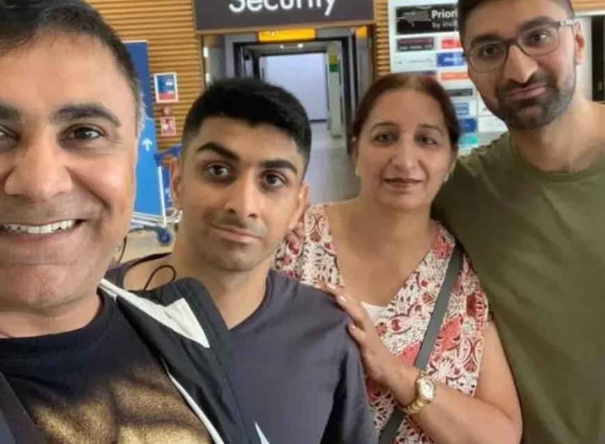 51岁男星被包办婚姻,男子被家人包办婚姻