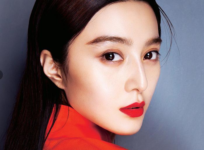 张柏芝深陷舆论，好友范冰冰送面膜安慰，却被网友质疑产品质量