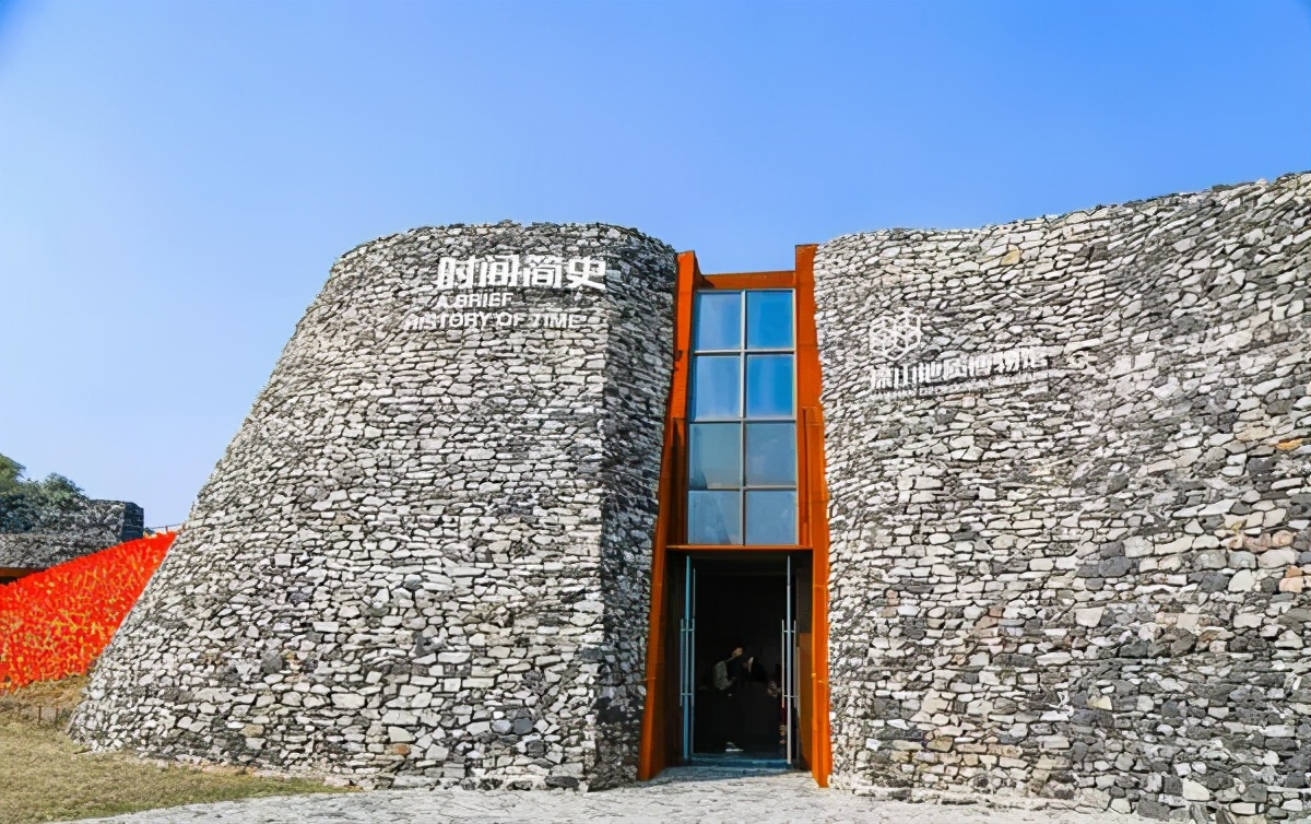 现在的半价优惠,免费半价会一起来吗