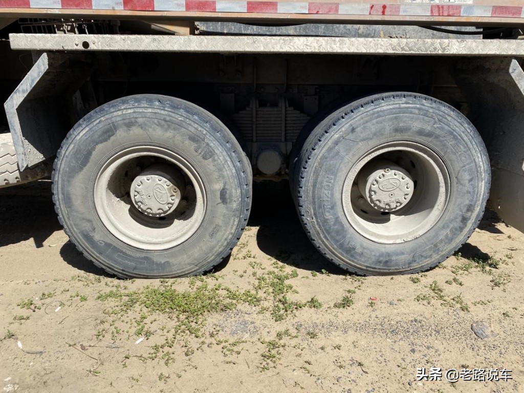 欧曼9.6米490马力自动挡货车,欧曼9米6520马力