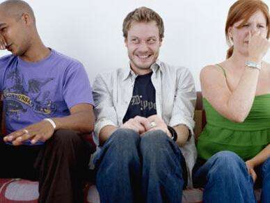 每个人一天放屁几个正常,每天放屁超过50个要警惕