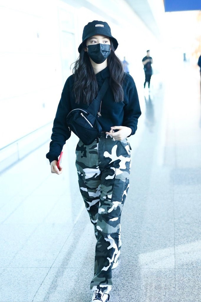 帅妹妹红色系穿搭,帅气妹妹搭配