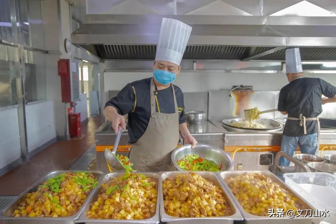 郑州市小升初民办学校报名人数,郑州小升初2019民办初中招生计划